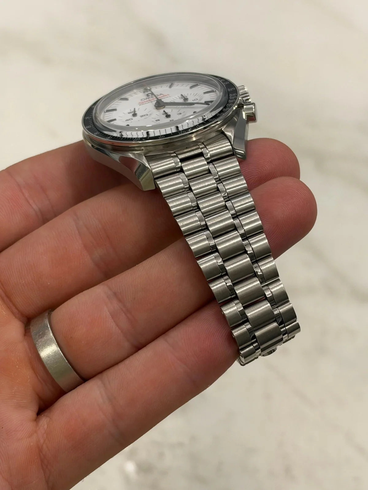 Omega Speedmaster 2025 white dial - photo 3