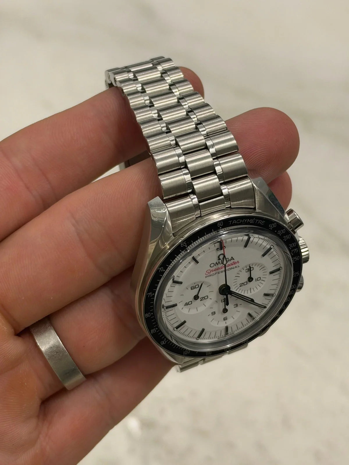 Omega Speedmaster 2025 white dial - photo 4