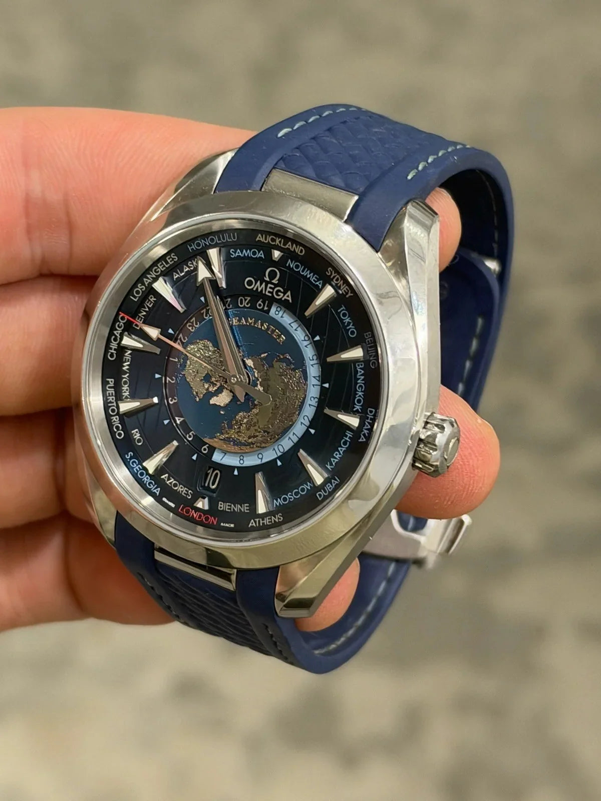 Omega Seamaster Aqua Terra Worldtimer photo 4